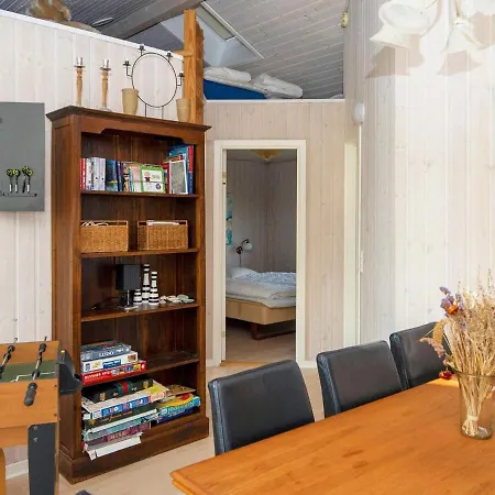 Semesterbostad 8 Person Holiday In *