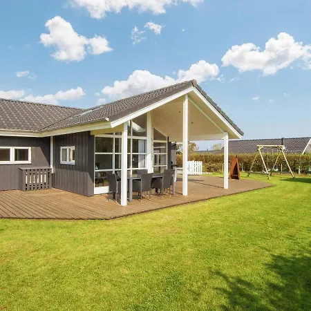 8 Person Holiday In Semesterbostad *