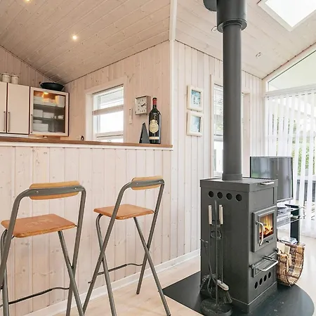 8 Person Holiday In Lemvig