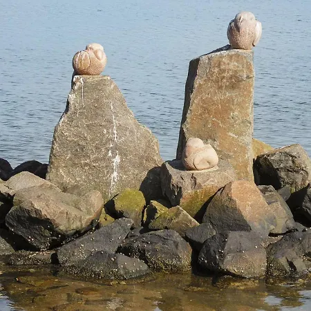8 Person Holiday In Semesterbostad